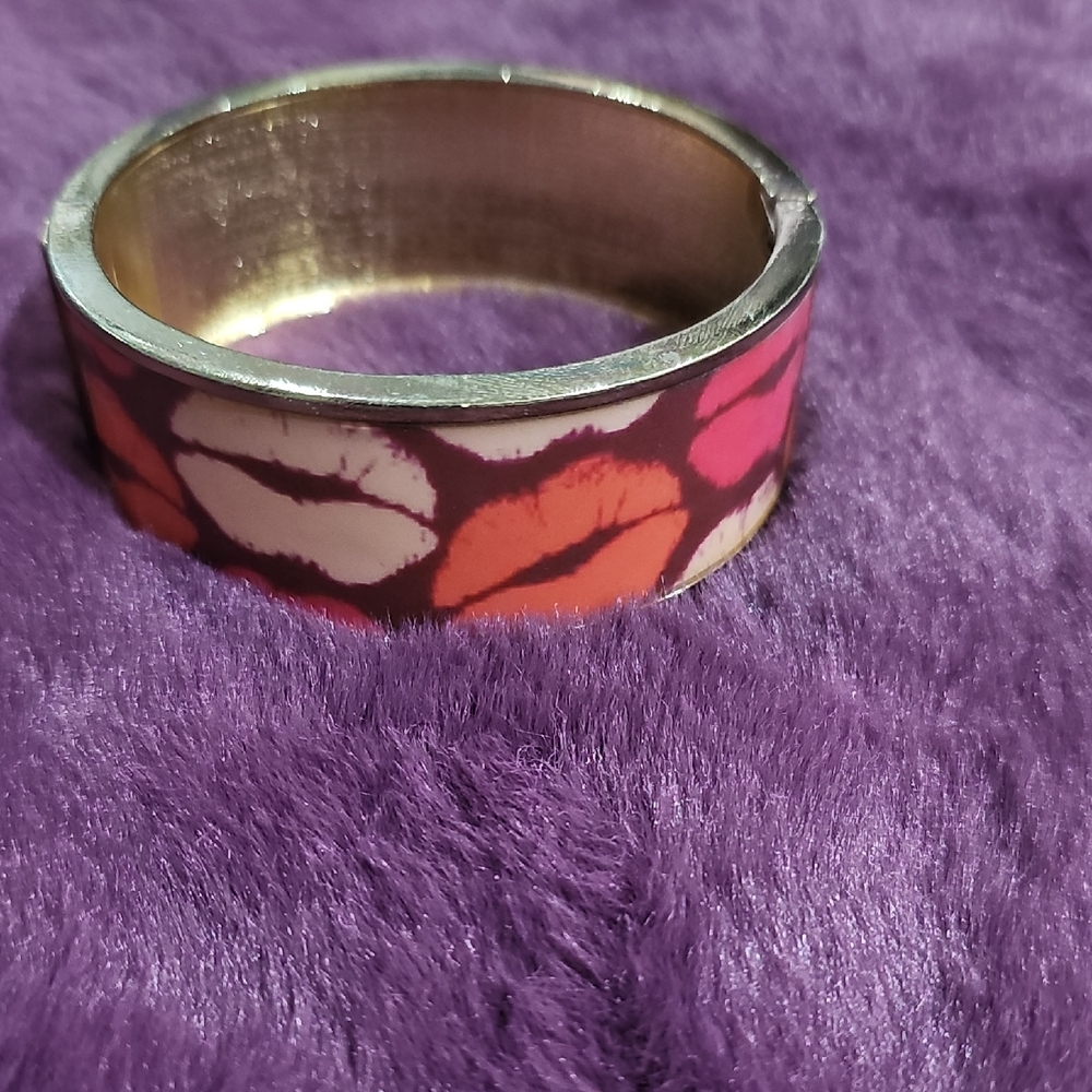 Vibrant Lip Print Bracelet